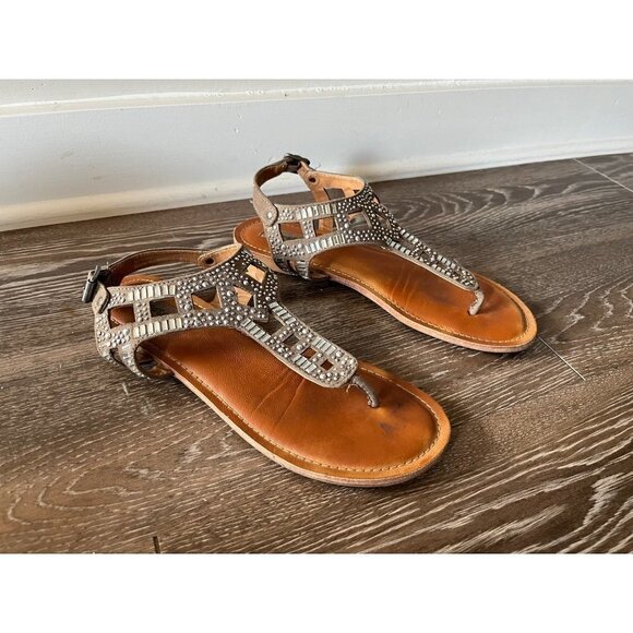 Sandals - Picture 1 of 4